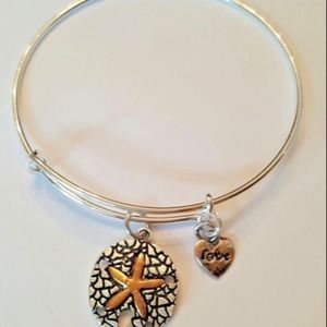 Silver Tone Bracelet Starfish Sand Dollar Beach
